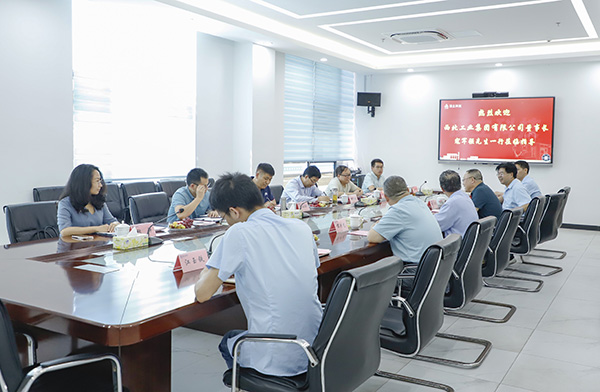西北工業(yè)集團(tuán)黨委書記、董事長寇軍強(qiáng)一行考察頂立科技 (1).JPG